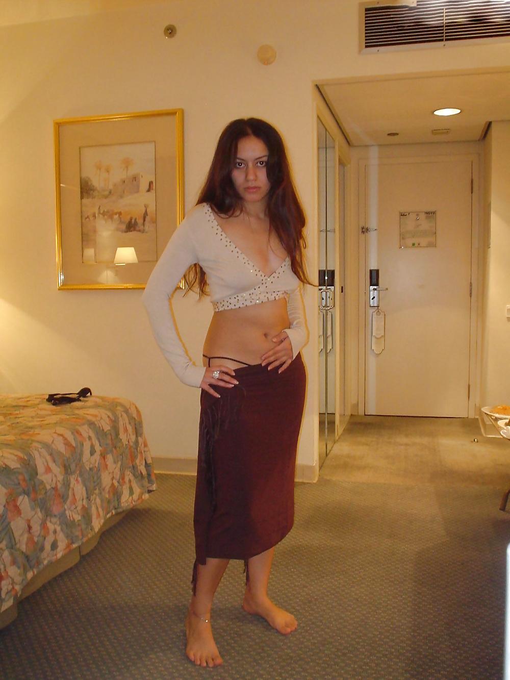 14P Rasha 24 y dancer
