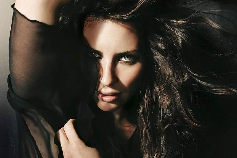 25P Evangeline Lilly - HQ
