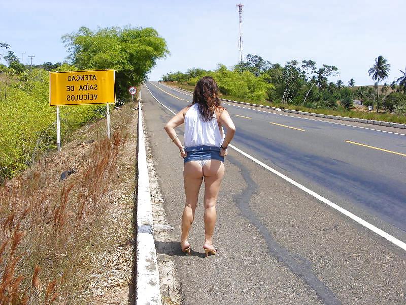 24P Mature Exhibitionist