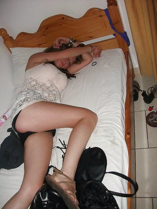 25P Exhibitionist Holly M..