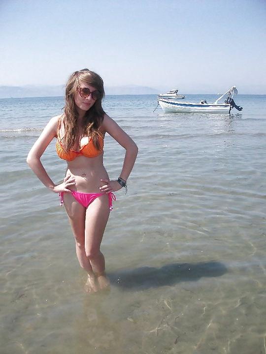25P Exhibitionist Holly M..