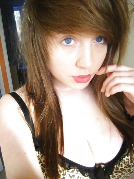 25P Exhibitionist Holly M..