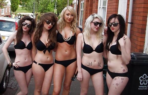 25P Exhibitionist Holly M..