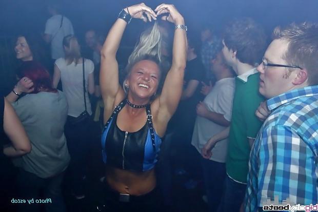 25P Leather Milf Alex