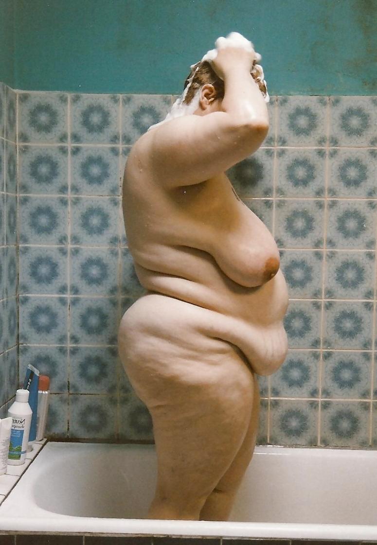 25P Real Wives and Grannies Mature BBWs