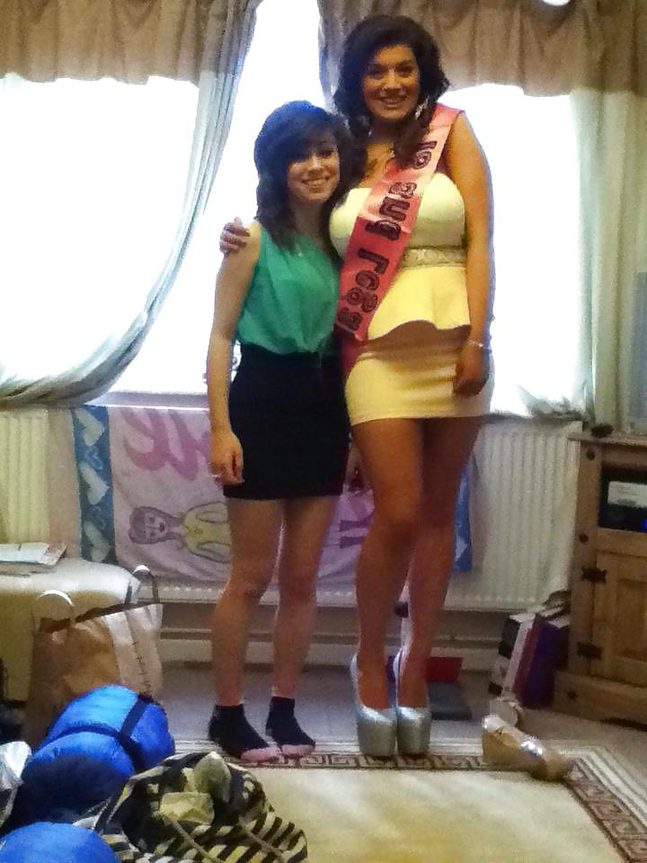 10P Facebook Exhibitionist