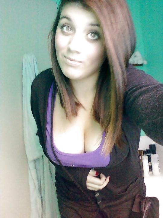 10P Facebook Exhibitionist