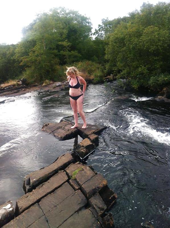 10P Facebook Exhibitionist