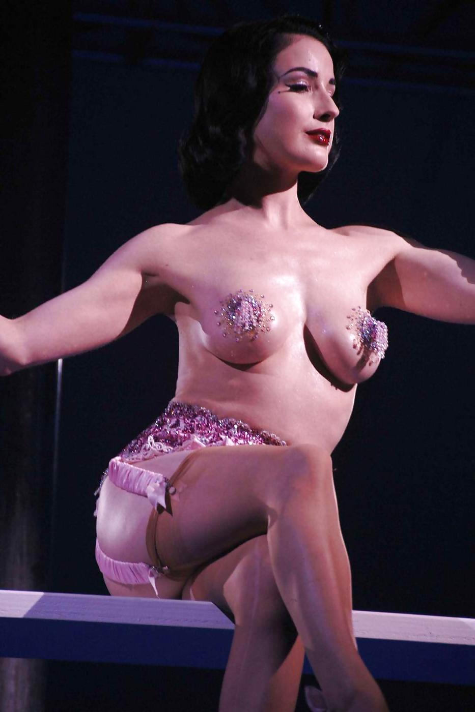 25P Dita von teese 2