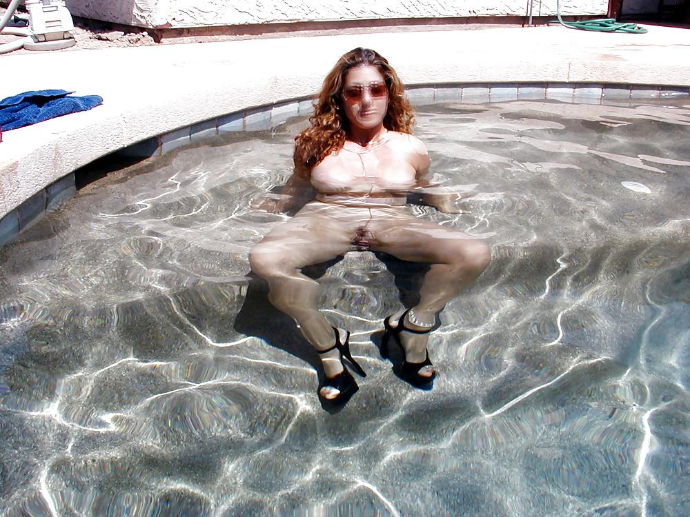 21P Fun at the pool