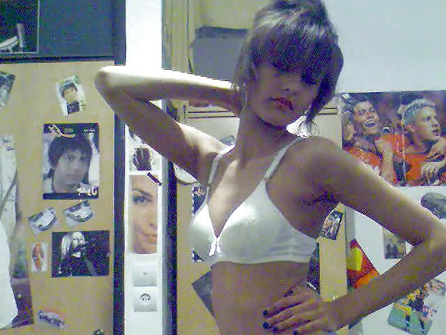 17P Iranian Hot Babe