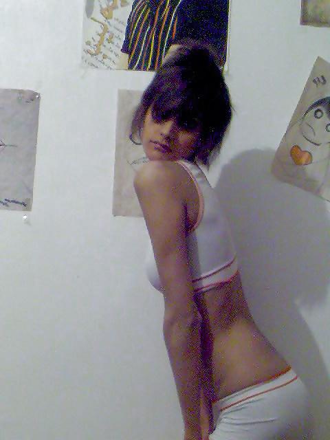 17P Iranian Hot Babe