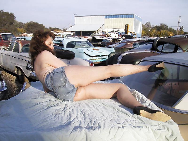 25P Sexy trailer trash gilf