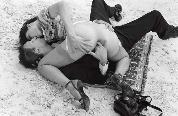 11P Erotic pics