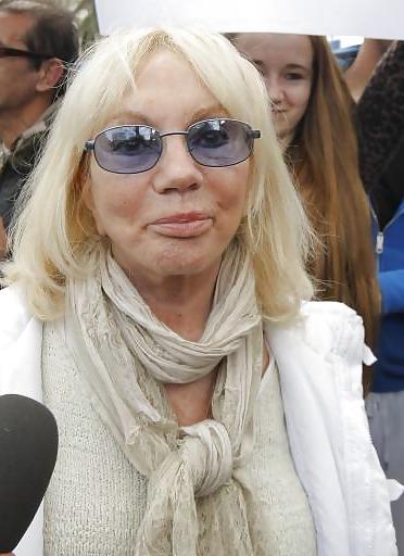 12P Portuguese Celebrity GILF Florbela Queiroz