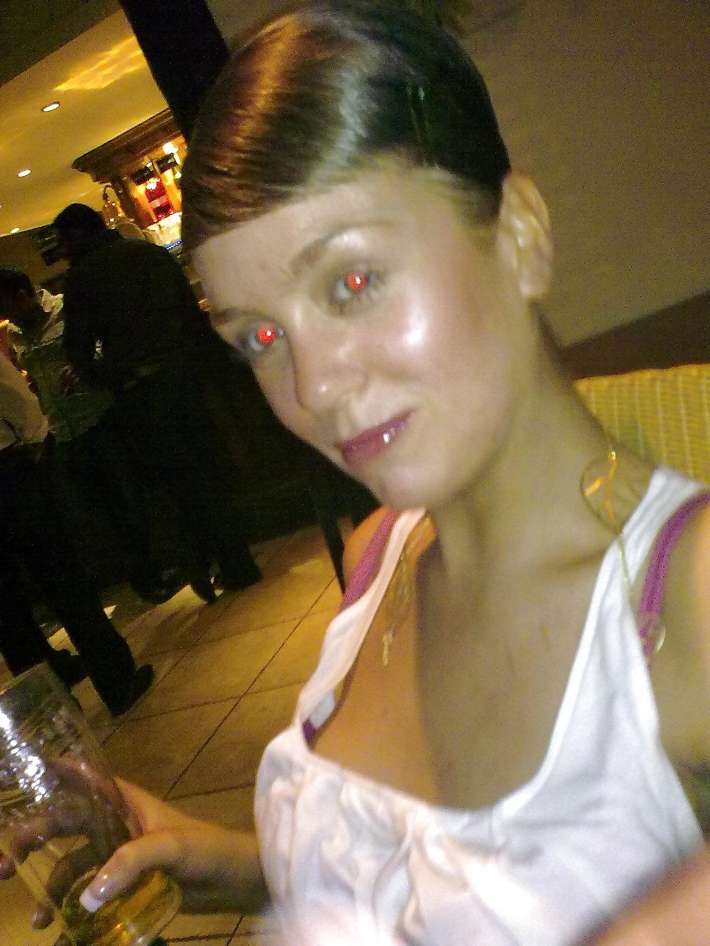6P Ex girlfriend posing and trying anal 1.