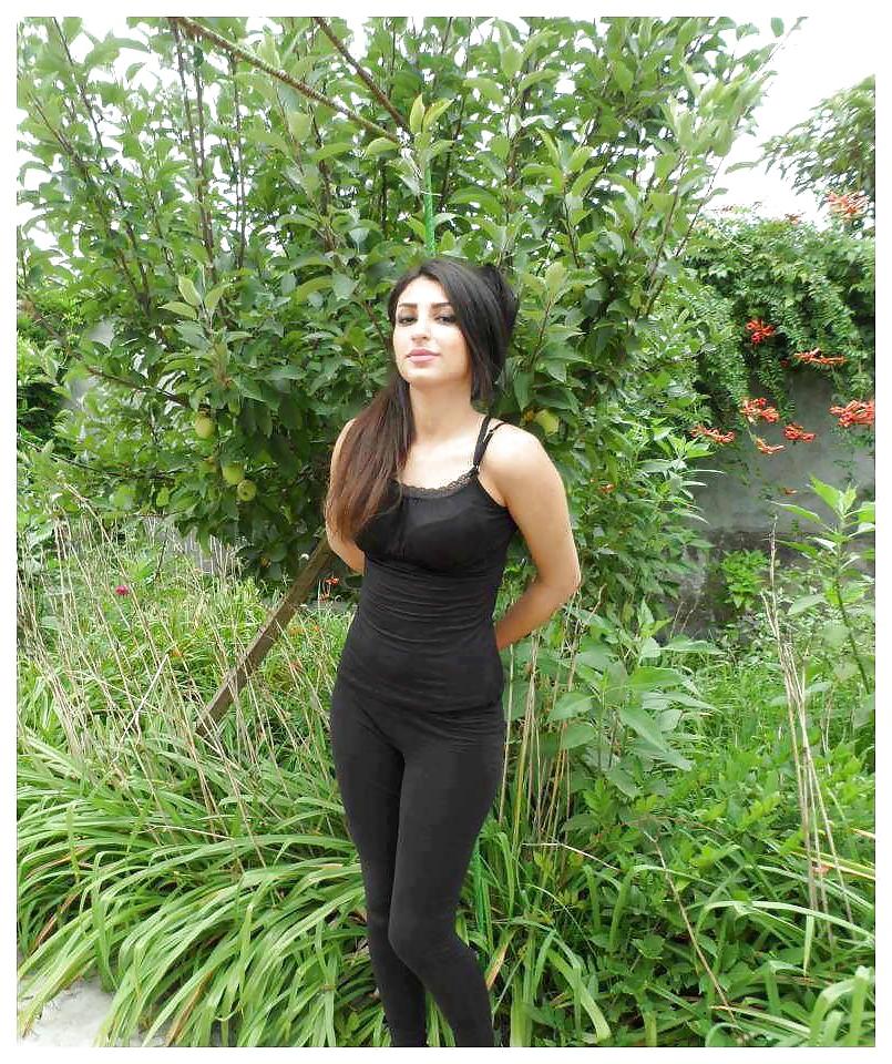 25P Sexy Iranian Girls 7