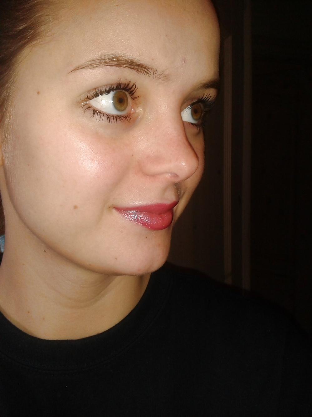 25P Selfshot & Boyfriend Pics she like her Yoghurt 312ml Activia