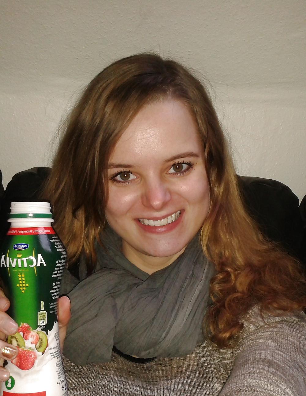 25P Selfshot & Boyfriend Pics she like her Yoghurt 312ml Activia