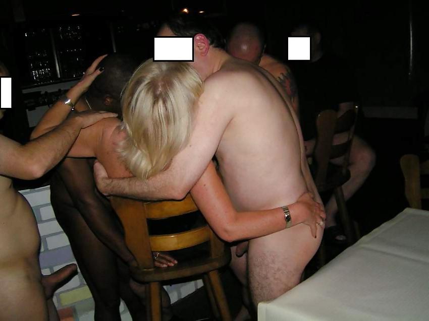 25P Stute liebt den Gangbang