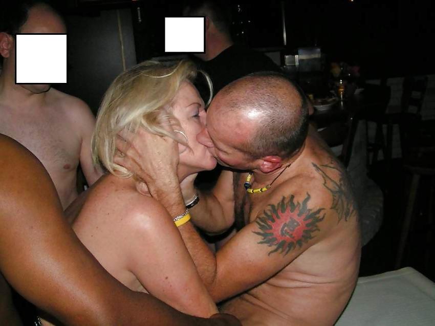 25P Stute liebt den Gangbang