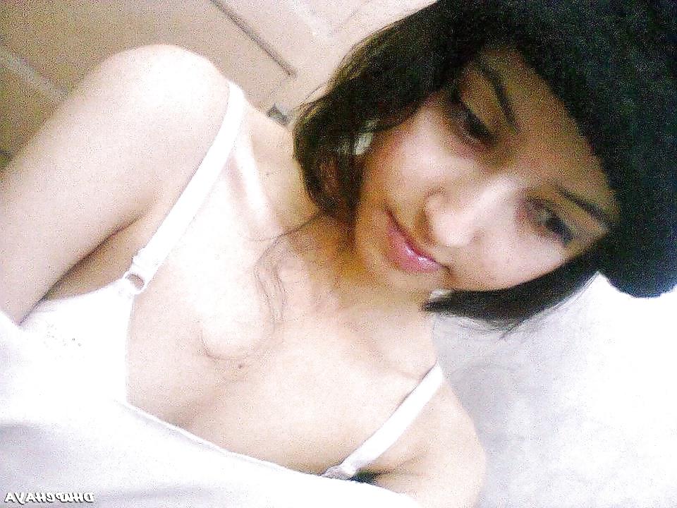 6P Selfshot pics,Student at Gujranwala Medical College,Pakistan