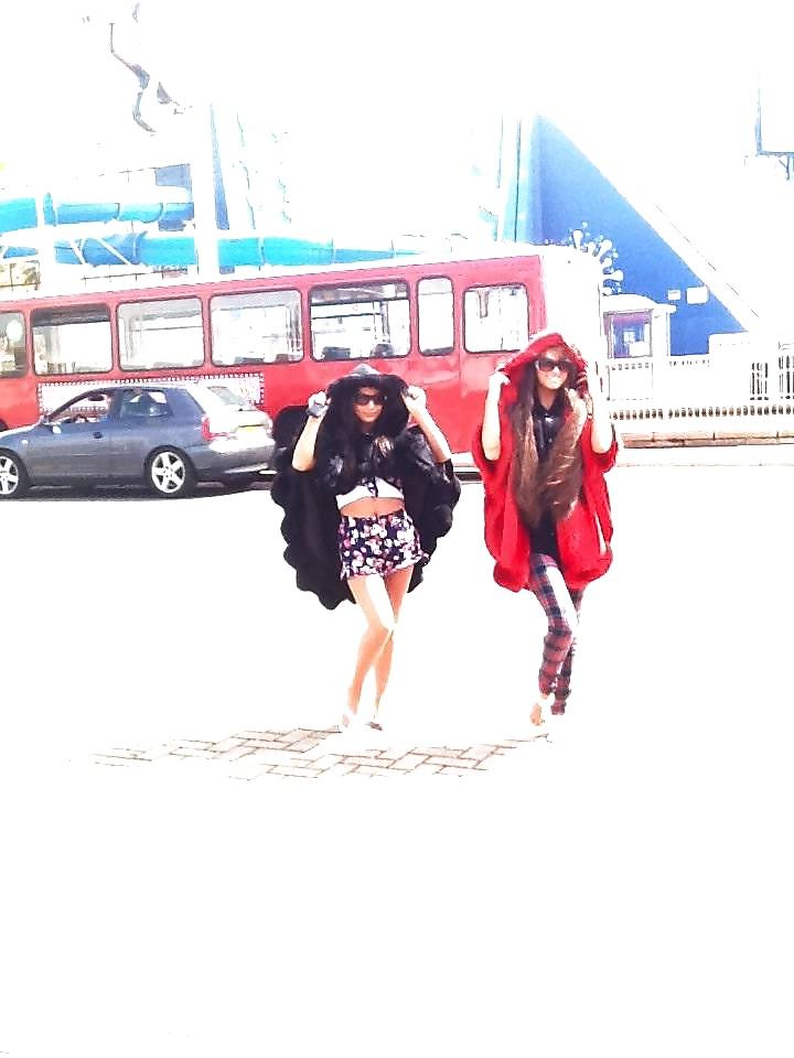 25P Irish Gpysy Teen Girls Trip To Blackpool