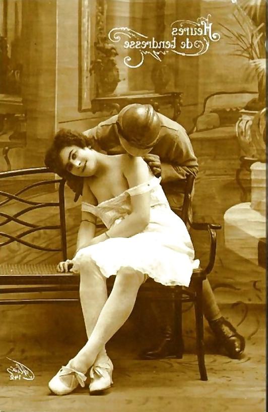 16P Vintage lady's & Courtship-num-001