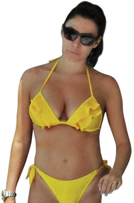 21P MATURE CELEB GREEK MILF TATIANA STEFANIDOY