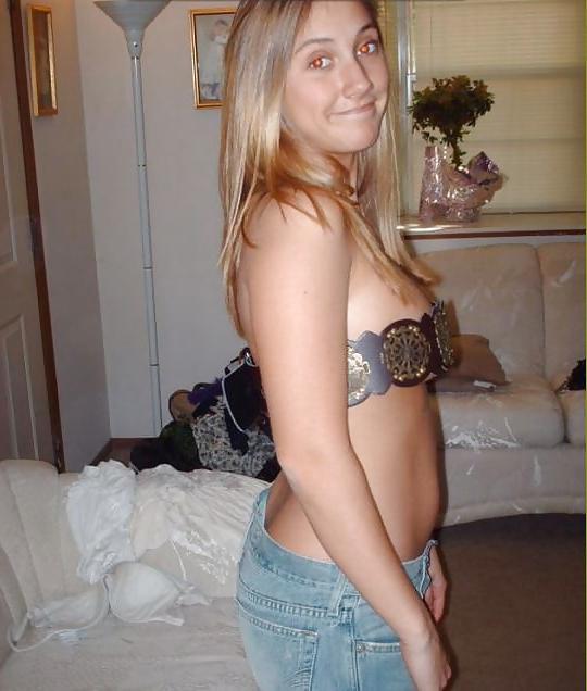 25P Tanned Brittani and Her Belt