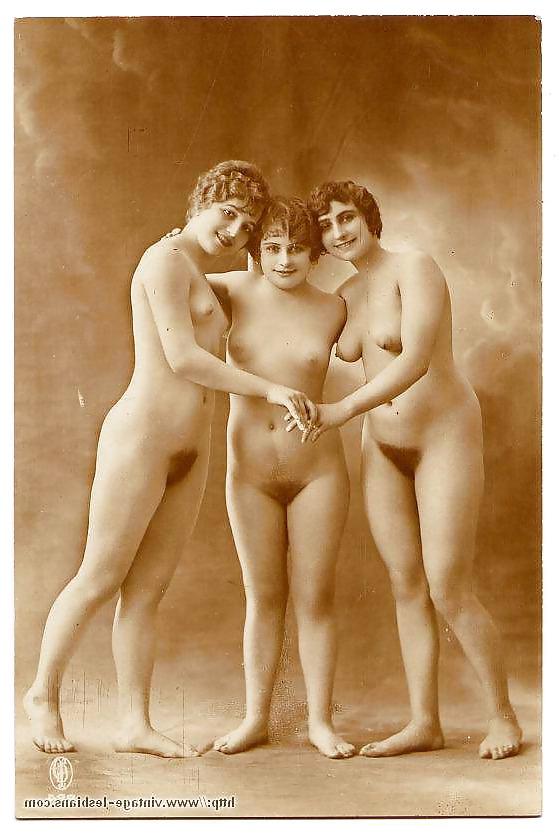 25P Vintage Nudes 2