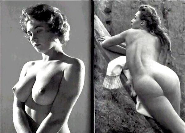 25P Vintage Nudes 10