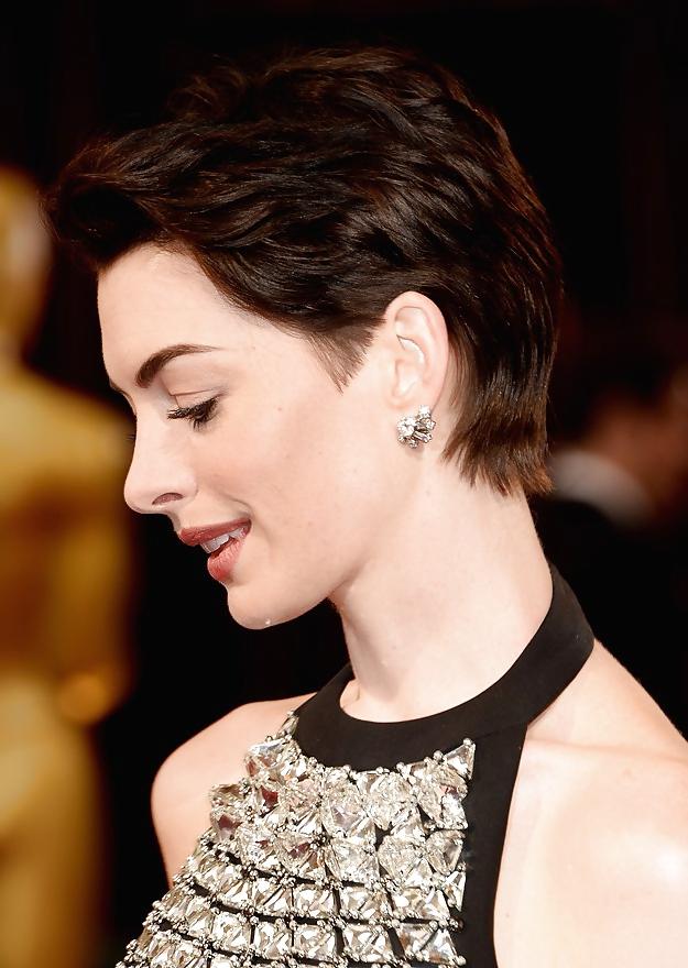 25P Anne Hathaway mega collection 4