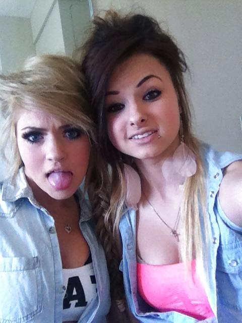25P Irish girls Facebook gallery 2