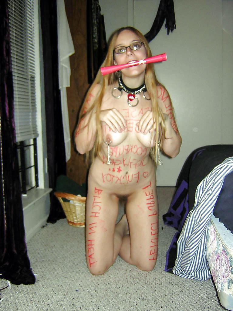 10P Submissive females 4
