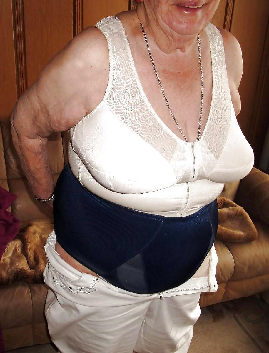 20P Mature-BBW-Ladies 525