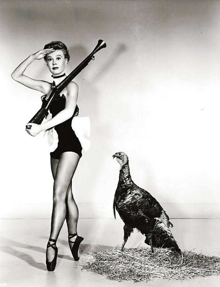 16P Vintage lady's & Guns-num-001