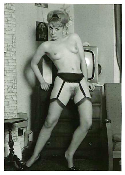 12P Vintage Ladies