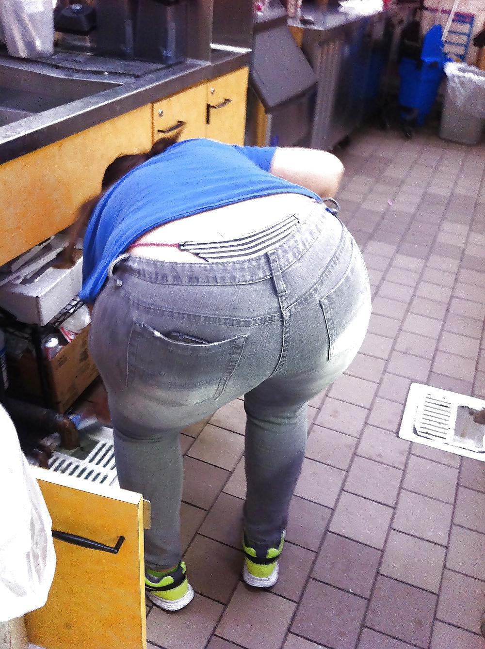 25P Italian big ass bikini 2014