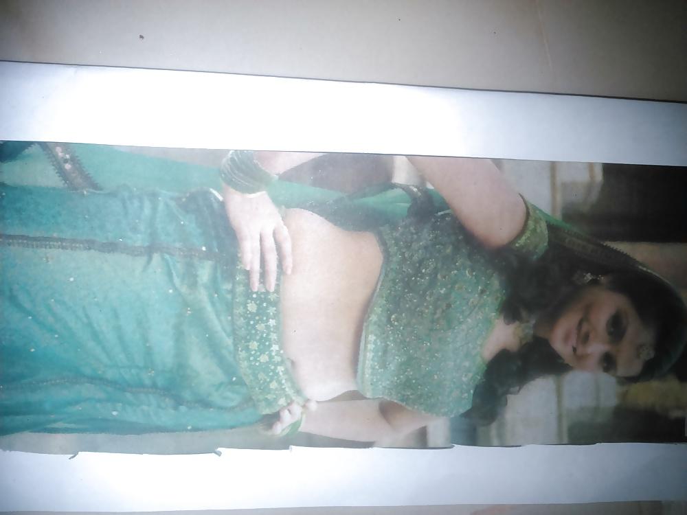 6P Cummed on Ramya Nambeesan rare pic