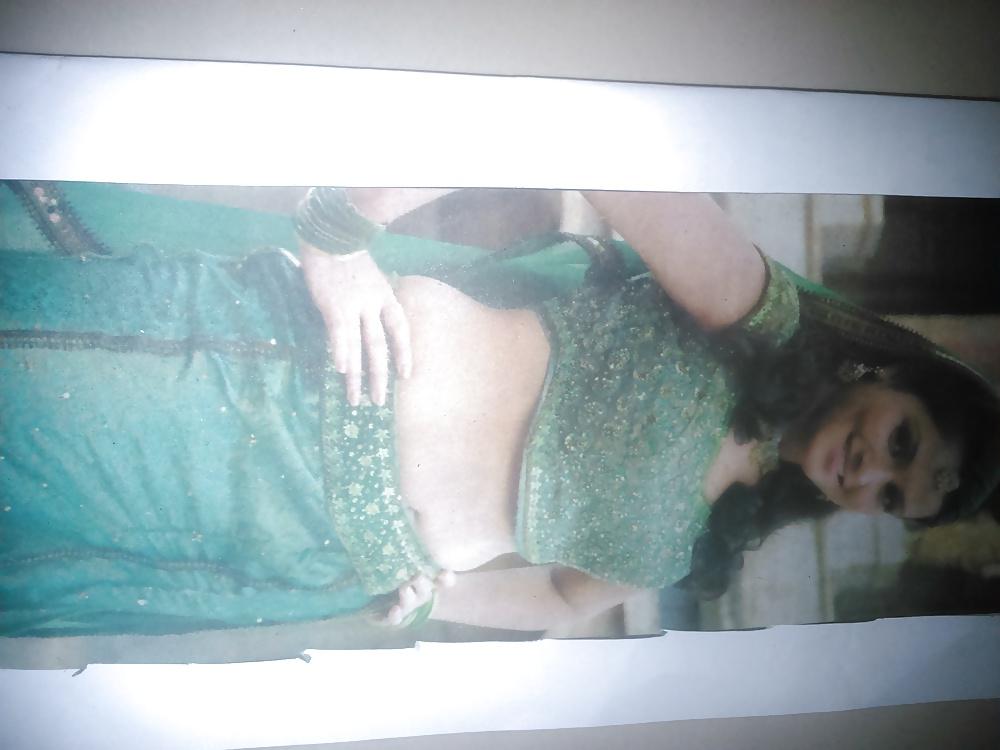 6P Cummed on Ramya Nambeesan rare pic