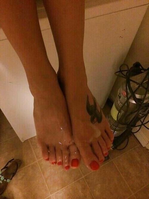 25P Cum On Feet And Heels 3