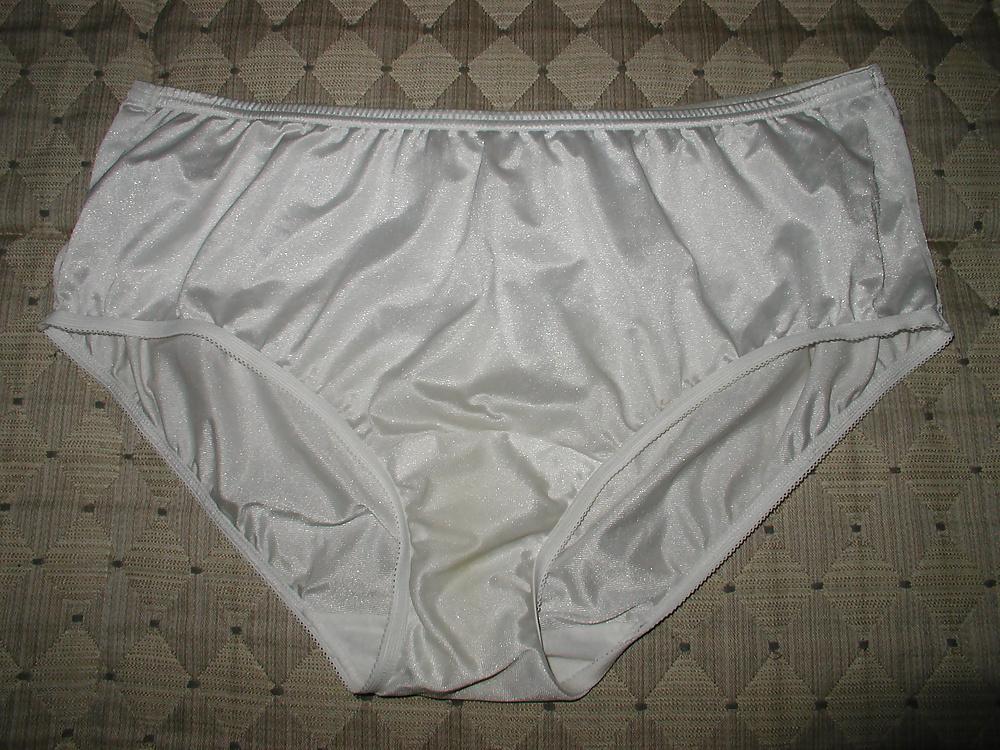 5P Vanity Fair Panties - Vintage Nylon Hipsters