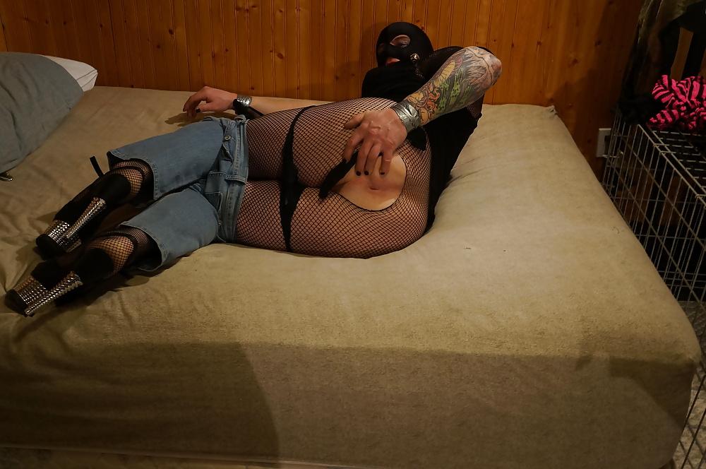 7P Bound and horny