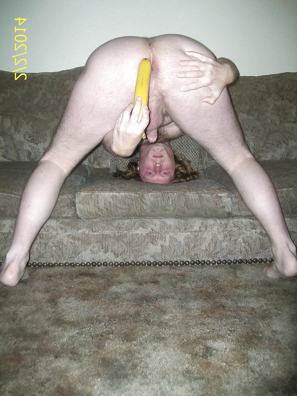 12P Guy fucks ass with banana