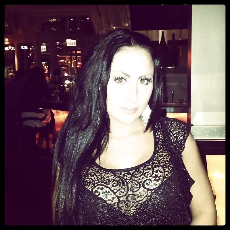 19P Swedish Girl Sara Guess