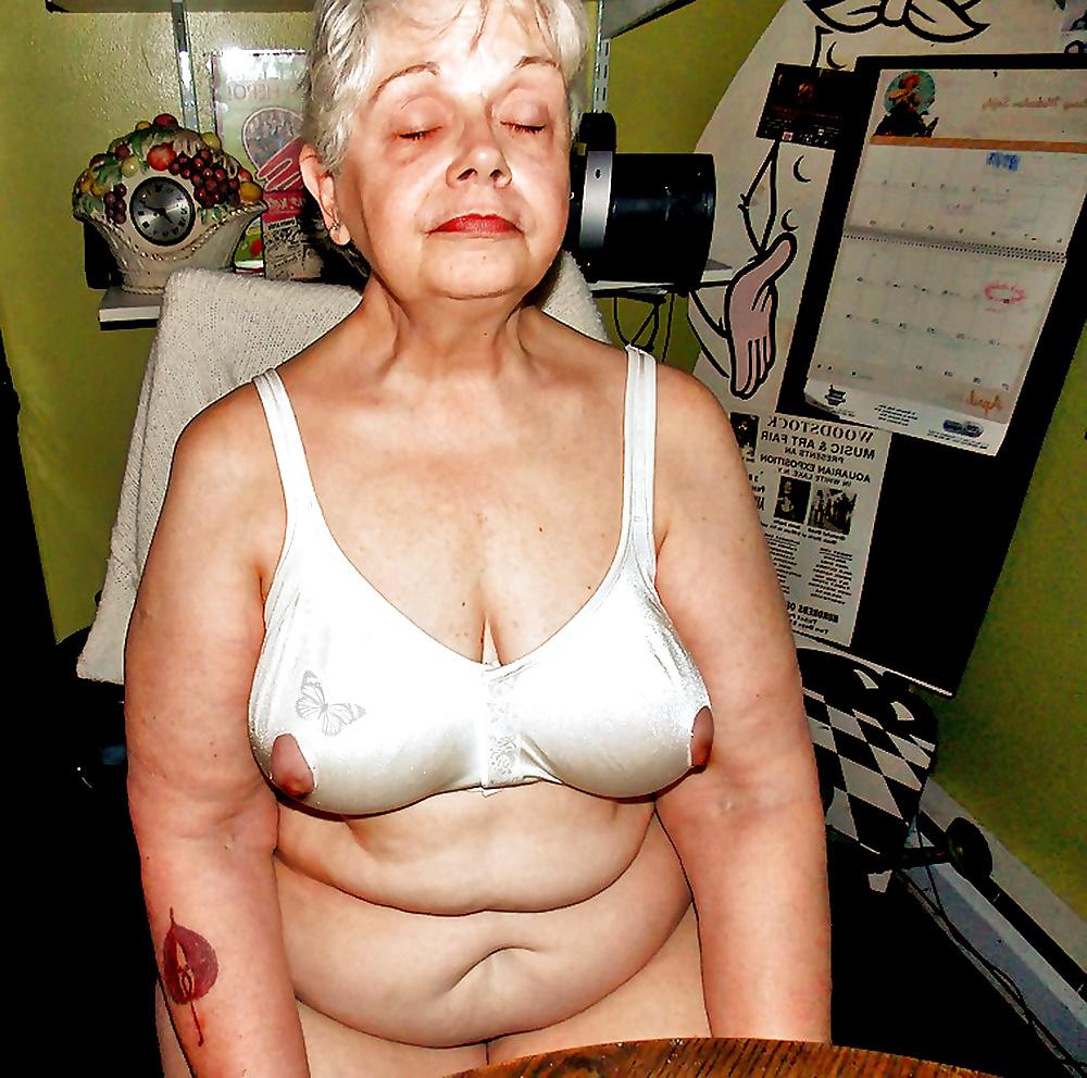 25P The Best of Exposed mature BBW Nancy