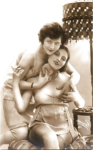 21P Ladies in Vintage Knickers