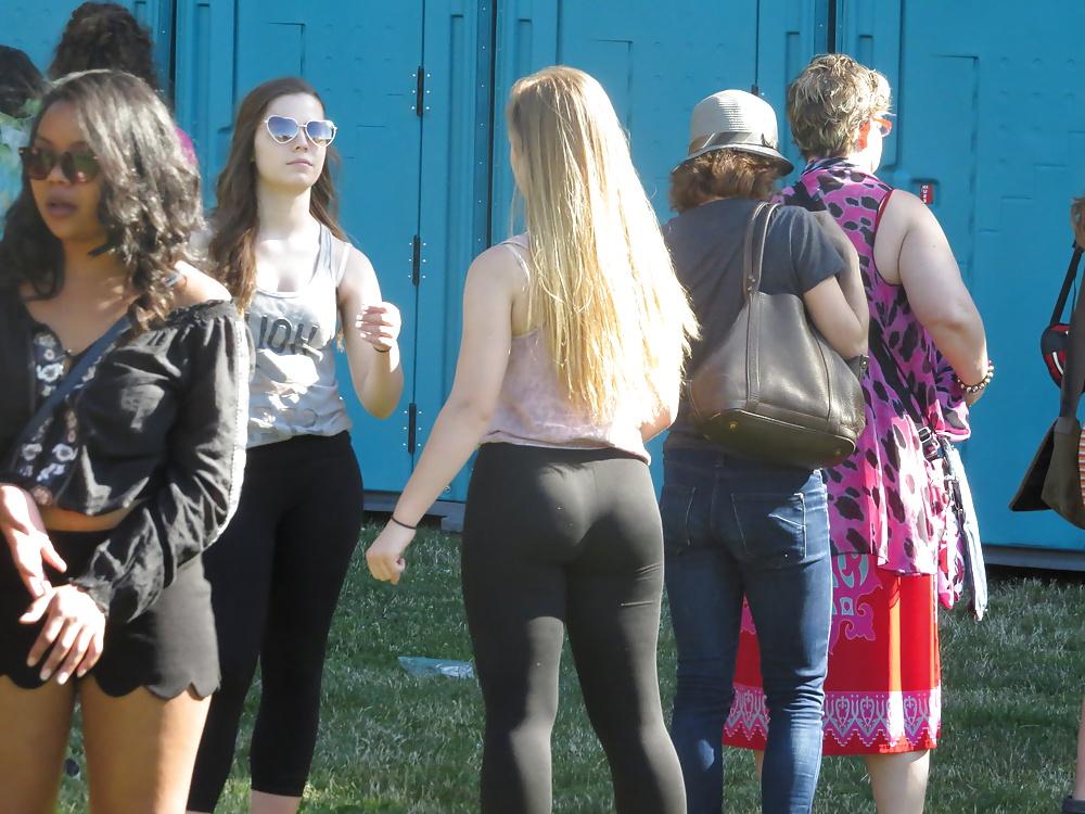 7P Blonde slut so hot