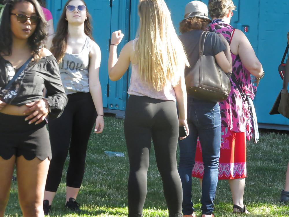 7P Blonde slut so hot